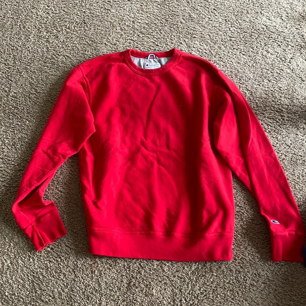 Red Champion crewneck, size MEDIUM
